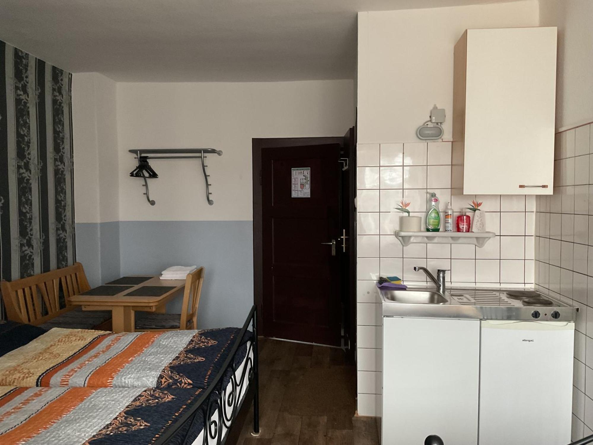 Pension&Hostel Anna - Monteurzimmer München Eksteriør bilde
