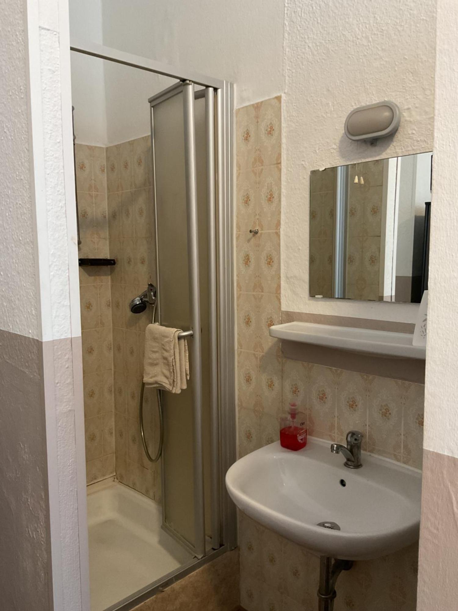 Pension&Hostel Anna - Monteurzimmer München Eksteriør bilde